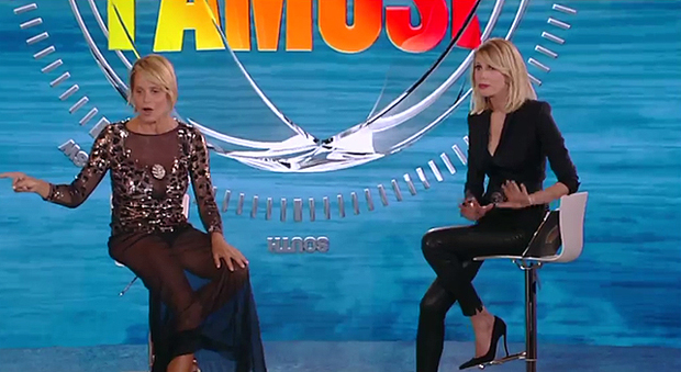 Alessia Marcuzzi delusa da Simona Ventura: «Ci sono rimasta male, ha detto cose poco carine sulla mia conduzione»