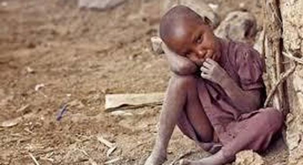 Sos Oxfam, nel Sud Sudan è di nuovo carestia e la gente mangia erbacce
