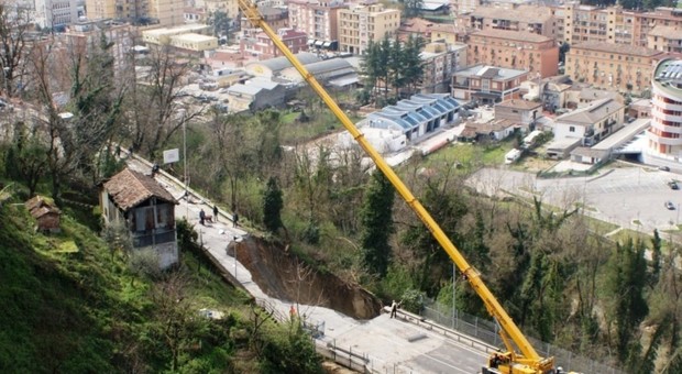 Frosinone, venerdì riaprirà il viadotto franato anni fa