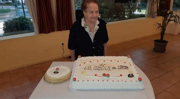 E' morta Nonna Nannina: a quasi 108 anni era la donna più vecchia di Ascoli. Lunedì i funerali. Nella foto Giovanna De Vecchis