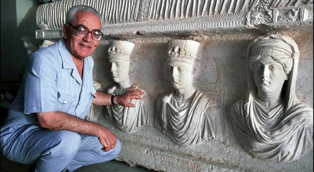 Siria, ritrovato il corpo di Khaled al-Asaad. L'archeologo fu ucciso dall'Isis perché difendeva Palmira