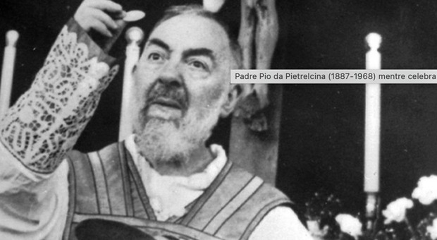 Padre Pio, le stimmate furono uno choc per il frate: un libro scandaglia uno dei misteri del popolare santo