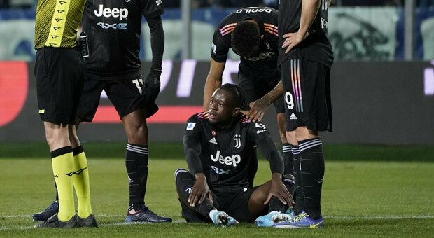 Juventus ancora in emergenza, Zakaria out 2 settimane. Nove indisponibili per Allegri