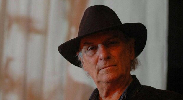 Addio a Carlos Saura: il regista spagnolo è morto a 91 anni a causa di un'insufficienza respiratoria