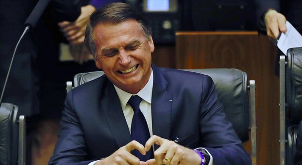 Bolsonaro guiderà un governo di generali con sole due donne: abolito il ministero del Lavoro