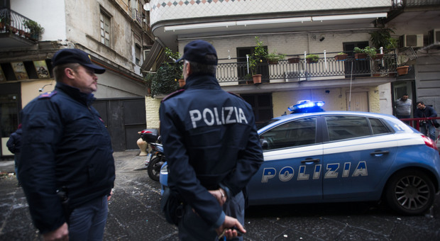 Coprifuoco a Napoli, arrestati due spacciatori alle Case Nuove