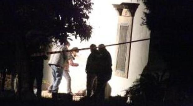 Martina Franca, uomo ucciso a colpi di zappa: ascoltati figlio e moglie