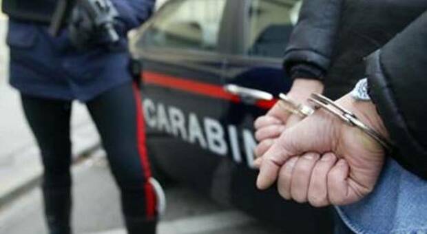 Stanco di terapie, lavoro in fattoria, domiciliari chiede ai carabinieri di tornare in carcere