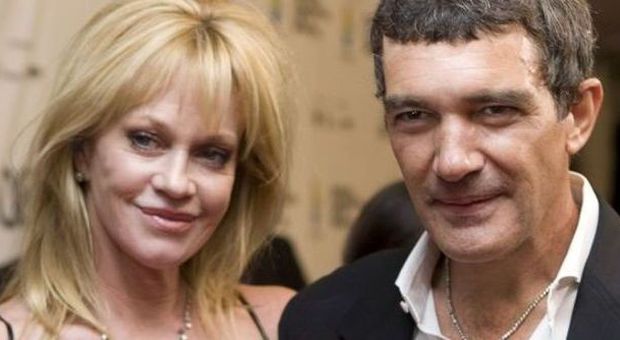 Antonio Banderas: "amerò sempre Melanie Griffith". E lei pubblica foto dell'ex su Instagram