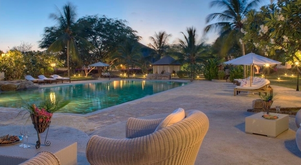 immagine Flavio Briatore mette in vendita il resort Lion in the Sun di Malindi