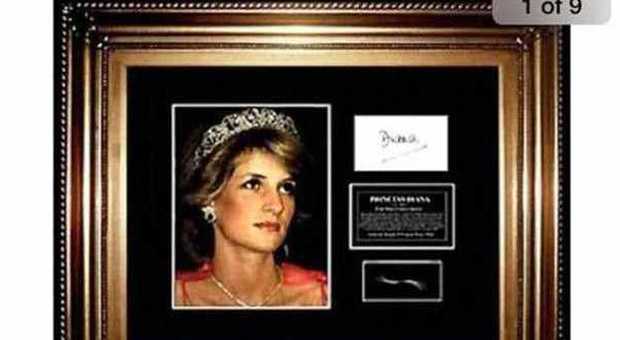 L'annuncio di vendita della ciocca di capelli di Lady Diana