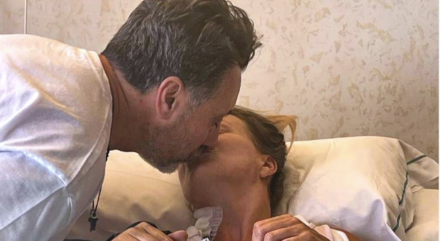 Eva Henger, l'incontro commvente col marito dopo l’incidente: «E' come il primo bacio» FOTO