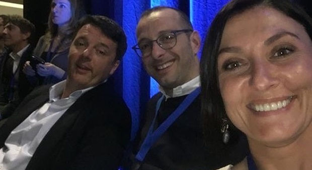 Il selfie di Morani con Ricci e Renzi