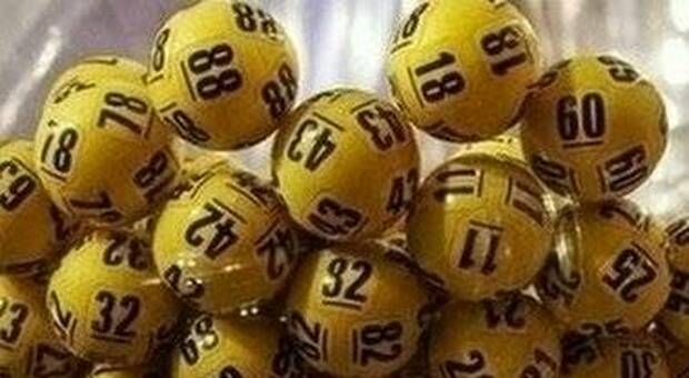 Lotto, SuperEnalotto, 10eLotto e Simbolotto: estrazione di numeri e combinazione vincenti di oggi 10 luglio 2021. Le quote