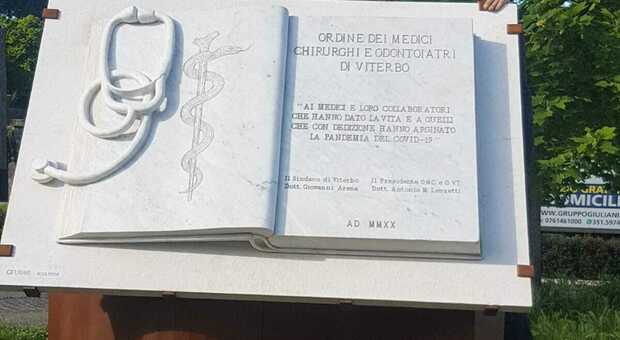 Il monumento ai medici di Viterbo