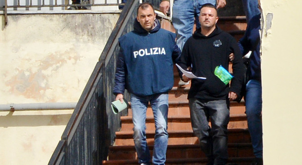 Racket e droga nel Salernitano: sei arresti e dieci perquisizioni