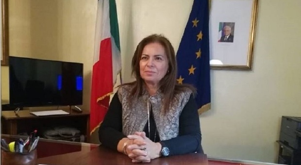 Torre Annunziata, Comune sciolto: il prefetto nomina commissario Cinzia Guercio