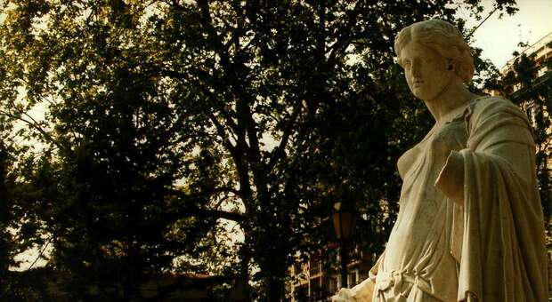 Napoli, patto per il restauro delle statue nella Villa Comunale: «Pronti per far partire i lavori»