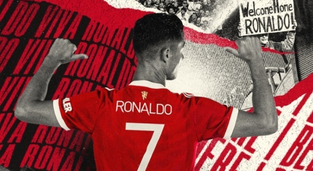 Ronaldo è di nuovo CR7: riprende la sua vecchia maglia al Manchester United
