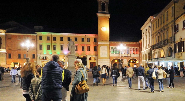 «Mio figlio italo-tunisino pestato in piazza a Rovigo da due razzisti»