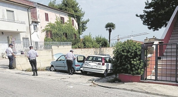 Senigallia, si schianta con l'auto contro il muro: soccorsa dall'eliambulanza