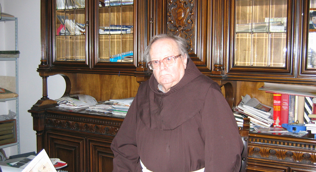 Padre Stefano Troiani