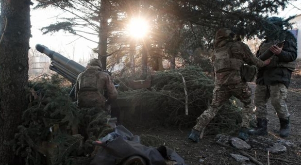 Soldati russi, record morti a febbraio: sono 1.000 al giorno sul fronte nell'Est dell'Ucraina. «Truppe inesperte»