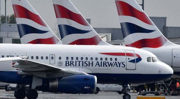 British Airways, decisione choc: addio Londra Gatwick e taglio di 1.100 piloti per il coronavirus