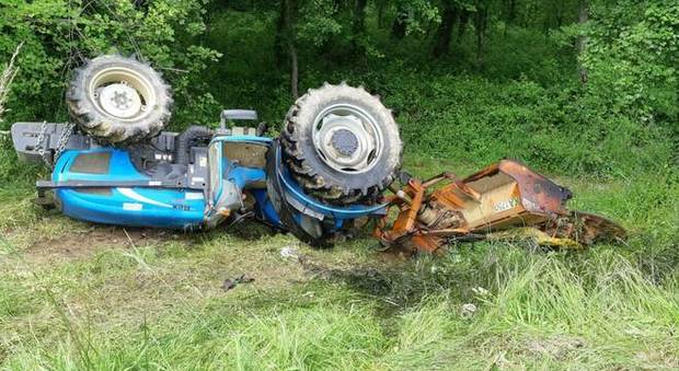 Schiacciato dal trattore, muore 53enne dell'Alta Irpinia