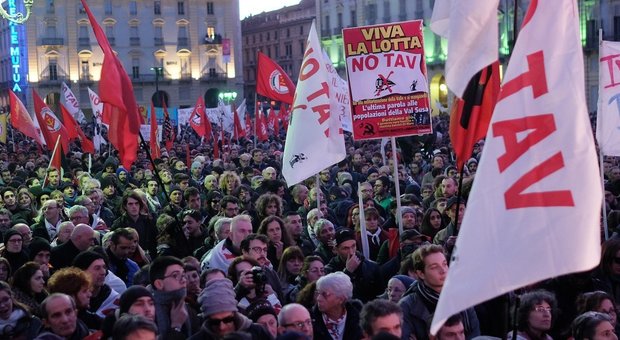 Salvini lancia il referendum sulla Tav: «Io tifo per il Sì»