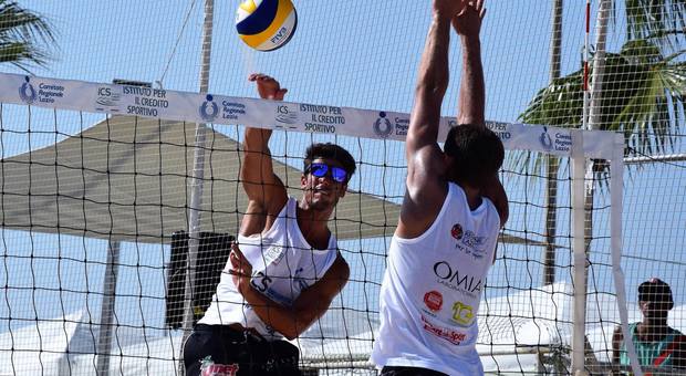 L'Ics Beach Volley Tour Lazio parte da Latina: fine settimana sulla sabbia all'Aeronautica