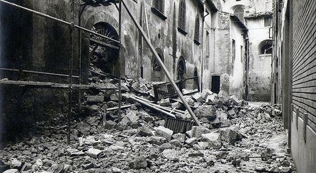I danni del terremoto a Tuscania