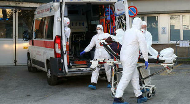 Coronavirus, altri 17 morti in un giorno nelle Marche: il più giovane aveva 64 anni. Ricoveri in calo