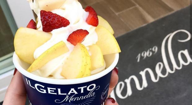 Mennella lancia il nuovo frozen yogurt alla frutta di stagione