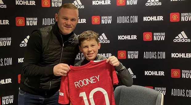Rooney-United, l'amore continua: il figlio Kai ha firmato coi Red Devils