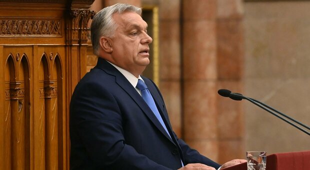 Orban: «Il patto sui migranti è fallito». Cos'è, come funziona e quali sono i Paesi dell'Ue contrari