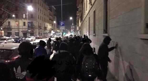 A Milano il centro sociale Zam lancia le "ronde" antifasciste