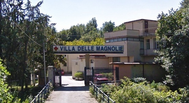 Coronavirus a Caserta, Villa delle Magnolie: gli ultimi 4 positivi trasferiti a Maddaloni