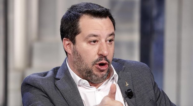 Consob, Salvini: «Minenna o Savona? Due persone stimabili. Basta che si faccia presto»