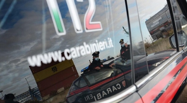 Salme distrutte o spostate in altri loculi per far posto a nuove sepolture, 16 arresti tra Reggio Calabria e Vicenza