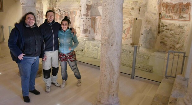 Ascoli, scoperte sulla cripta di Sant'Emidio. Spuntano linee non visibili grazie ai filtri delle macchine fotografiche dei cellulari