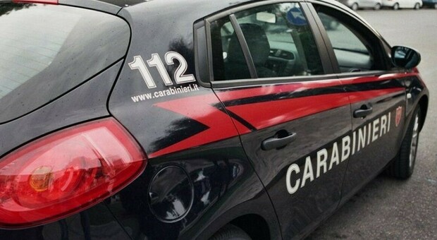 Salento, minacce ai carabinieri dopo i controlli in casa: accompagnato in carcere