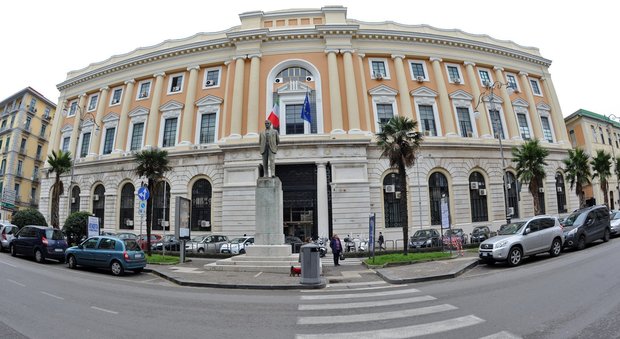 Il Palazzo di giustizia di Salerno