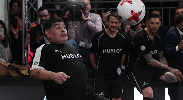 Maradona sulla lotta scudetto: «Il Napoli ce la può fare»