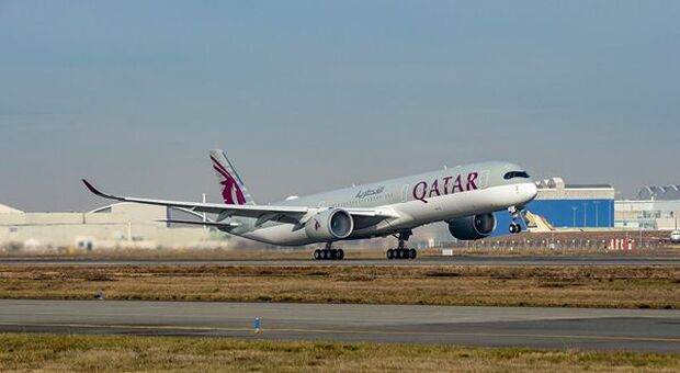 Tra Airbus e Qatar Airways scontro sulle vernici