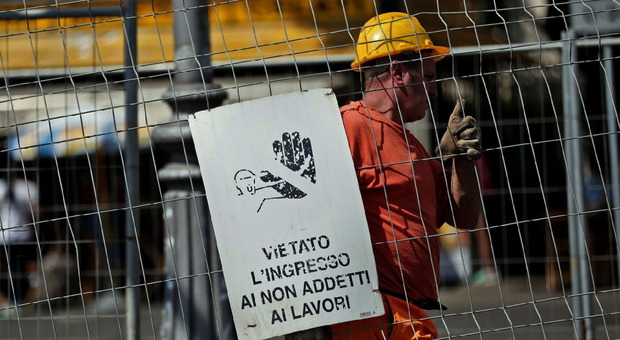 Roma, l'Acer: «In città riaperti l'85% dei cantieri ma la chiusura di molti uffici pubblici non aiuta»