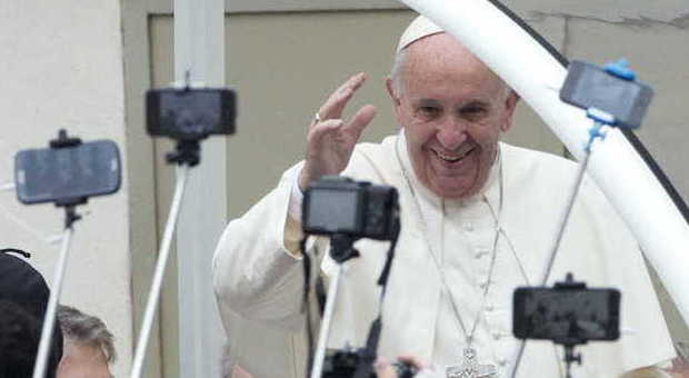 Papa Francesco: «No all'antisemitismo e a ogni forma di persecuzione religiosa»