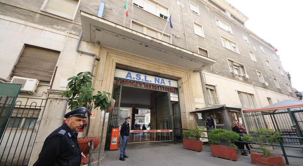 Napoli, aggredita dottoressa all'ospedale dei Pellegrini: «Un raid a settimana»