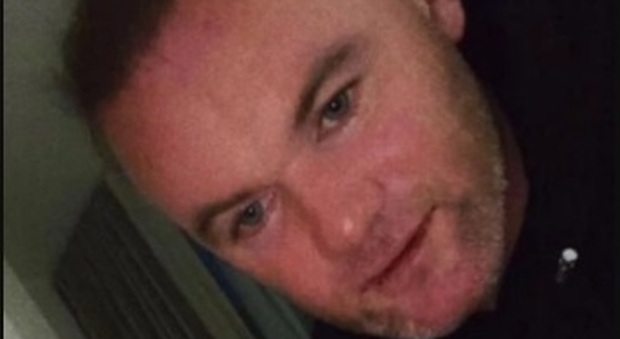 Wayne Rooney finisce di nuovo sui tabloid inglesi