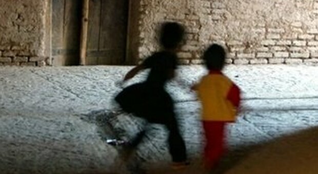 Lodi, 19 anni a un pedofilo. «Danni devastanti a ragazzine». Pena più alta mai inflitta in Italia